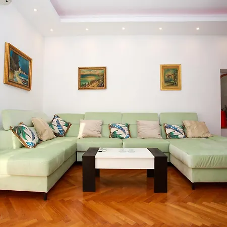 Lisette * Crikvenica